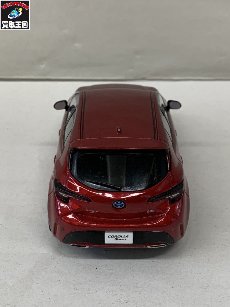 COROLLA エモーショナルレッド カラーサンプル