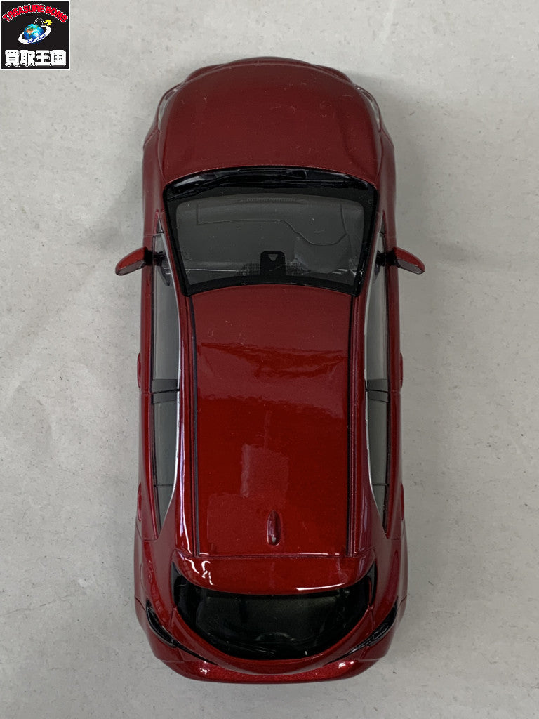 COROLLA エモーショナルレッド カラーサンプル
