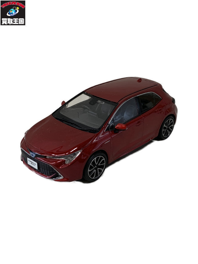 COROLLA エモーショナルレッド カラーサンプル