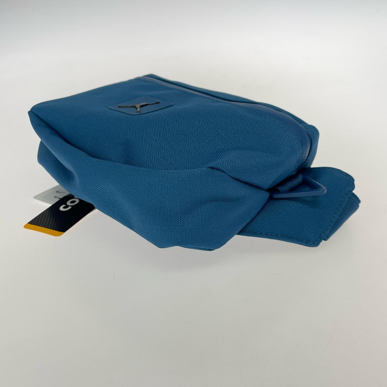ボディバッグ CORDURA FRANCHISE CROSS BODY 青 ブルー