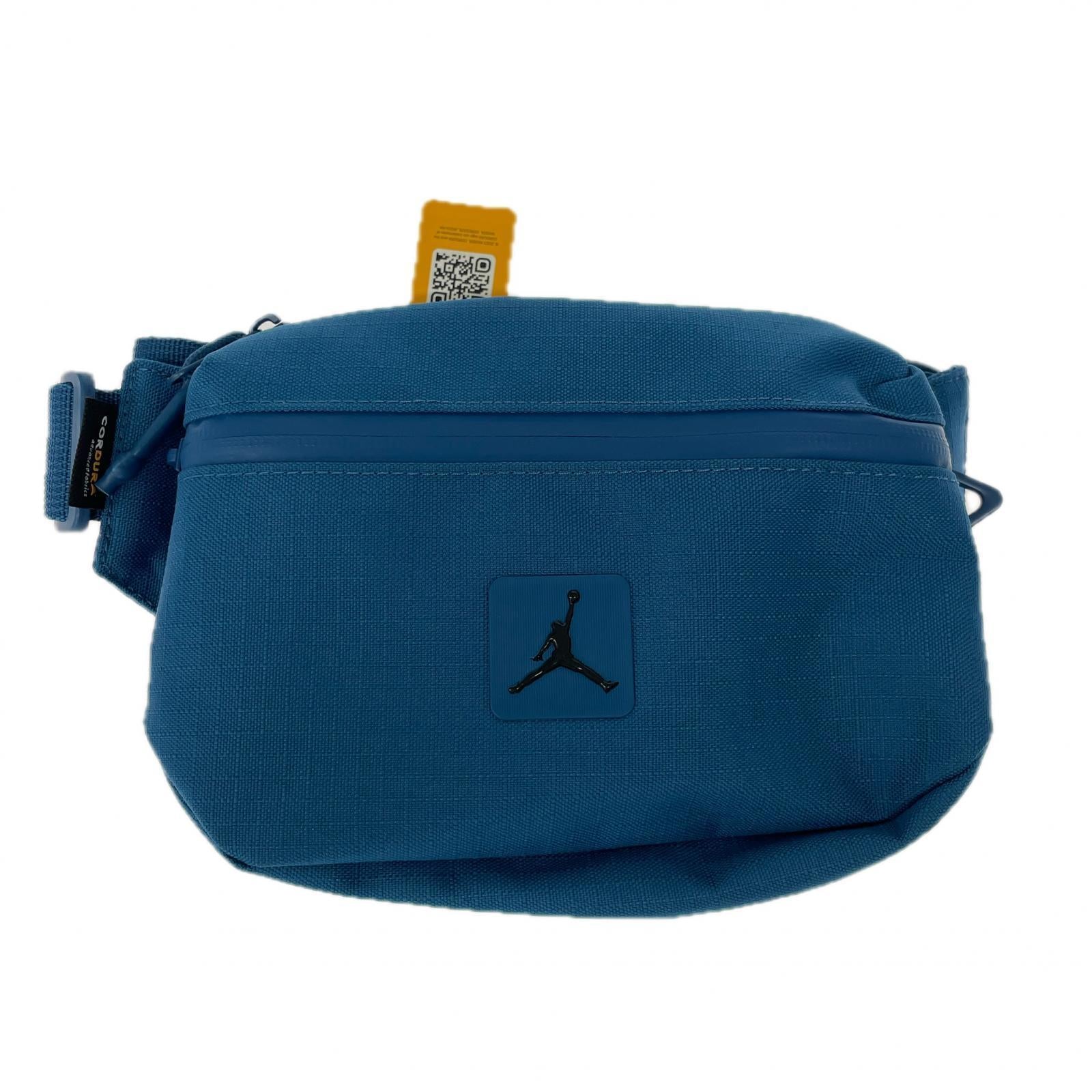 ボディバッグ CORDURA FRANCHISE CROSS BODY 青 ブルー