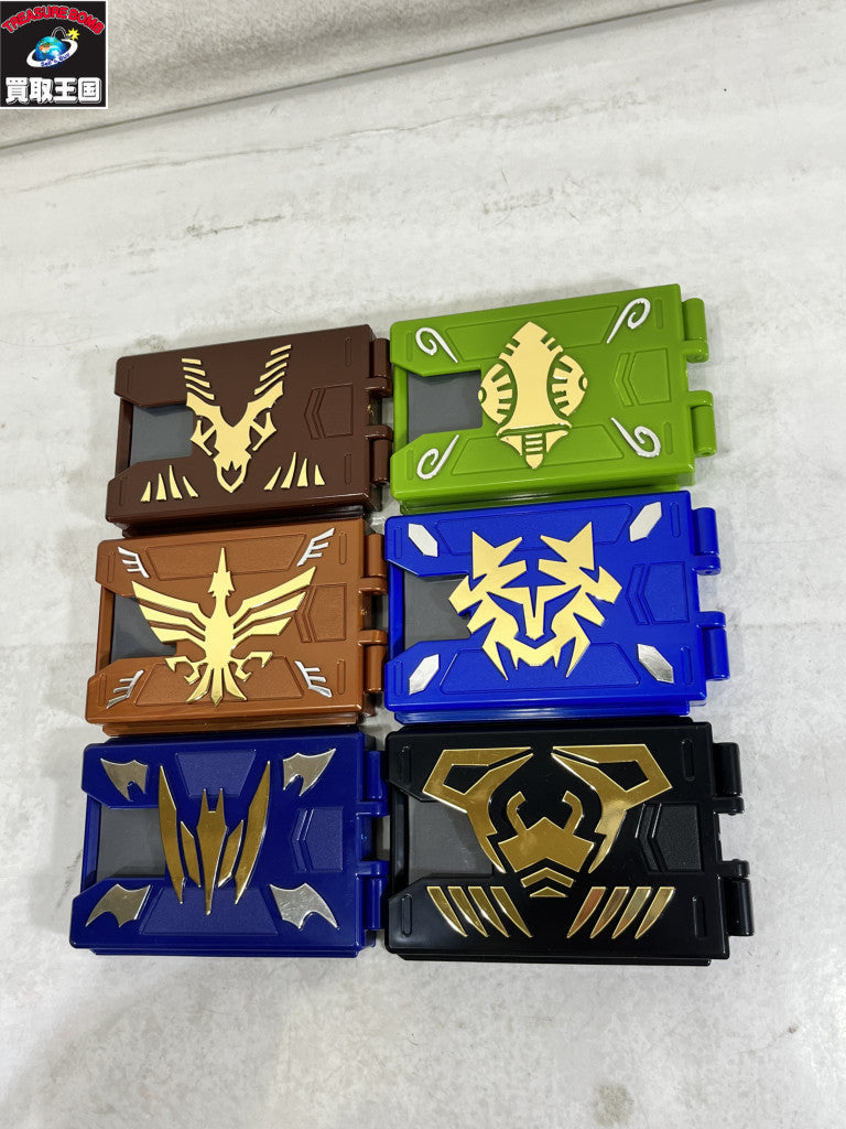 龍騎 Vバックル 13ライダーセット フィギュア/グッズ