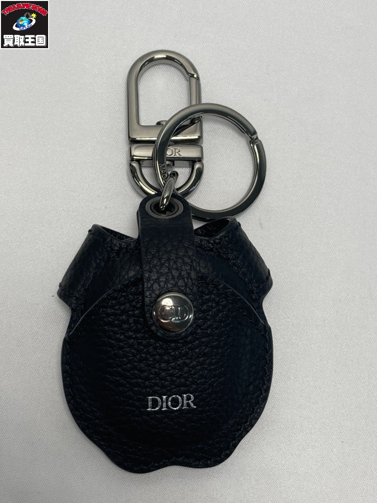 C.Dior Bobby Air Tag ホルダー