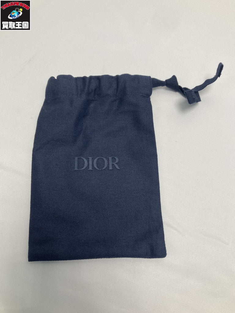 C.Dior Bobby Air Tag ホルダー