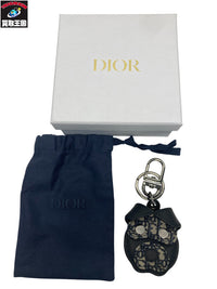 C.Dior Bobby Air Tag ホルダー