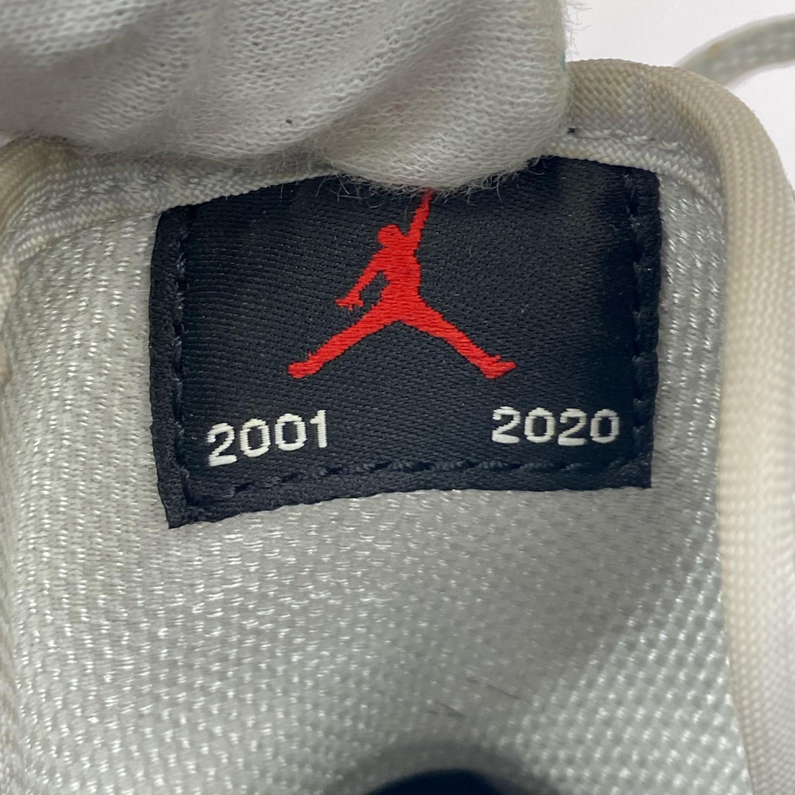 スニーカー AIR JORDAN 1 HIGH OG 銀 (26.0cm) 26cm (US8 UK7 1/2 EU42) グレー