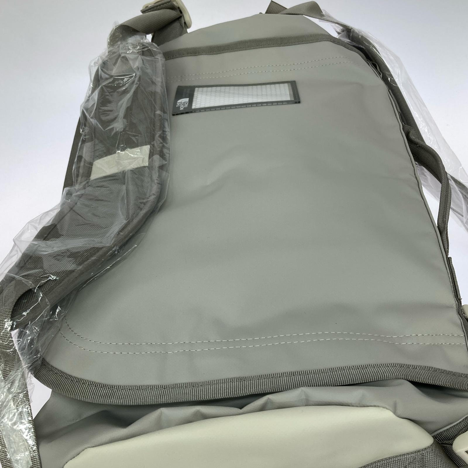 その他バッグ BASE CAMP DUFFEL S 白