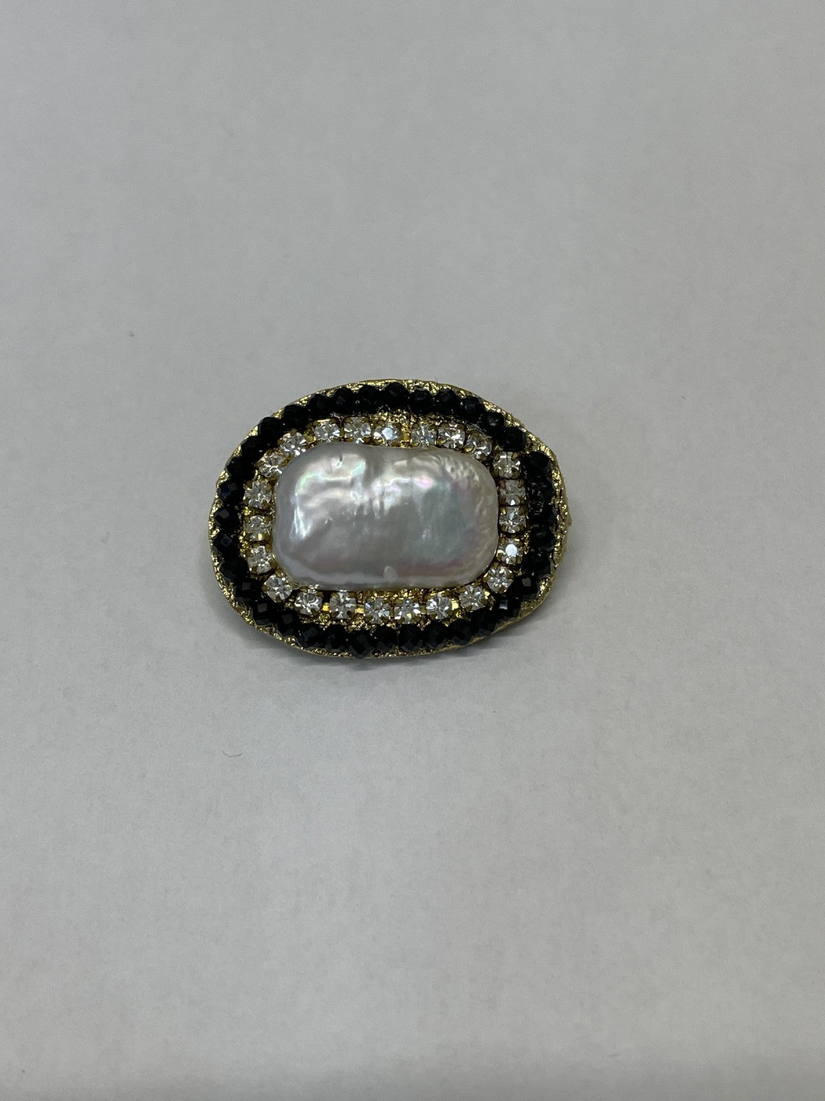 その他アクセサリー agete ストーンブローチ