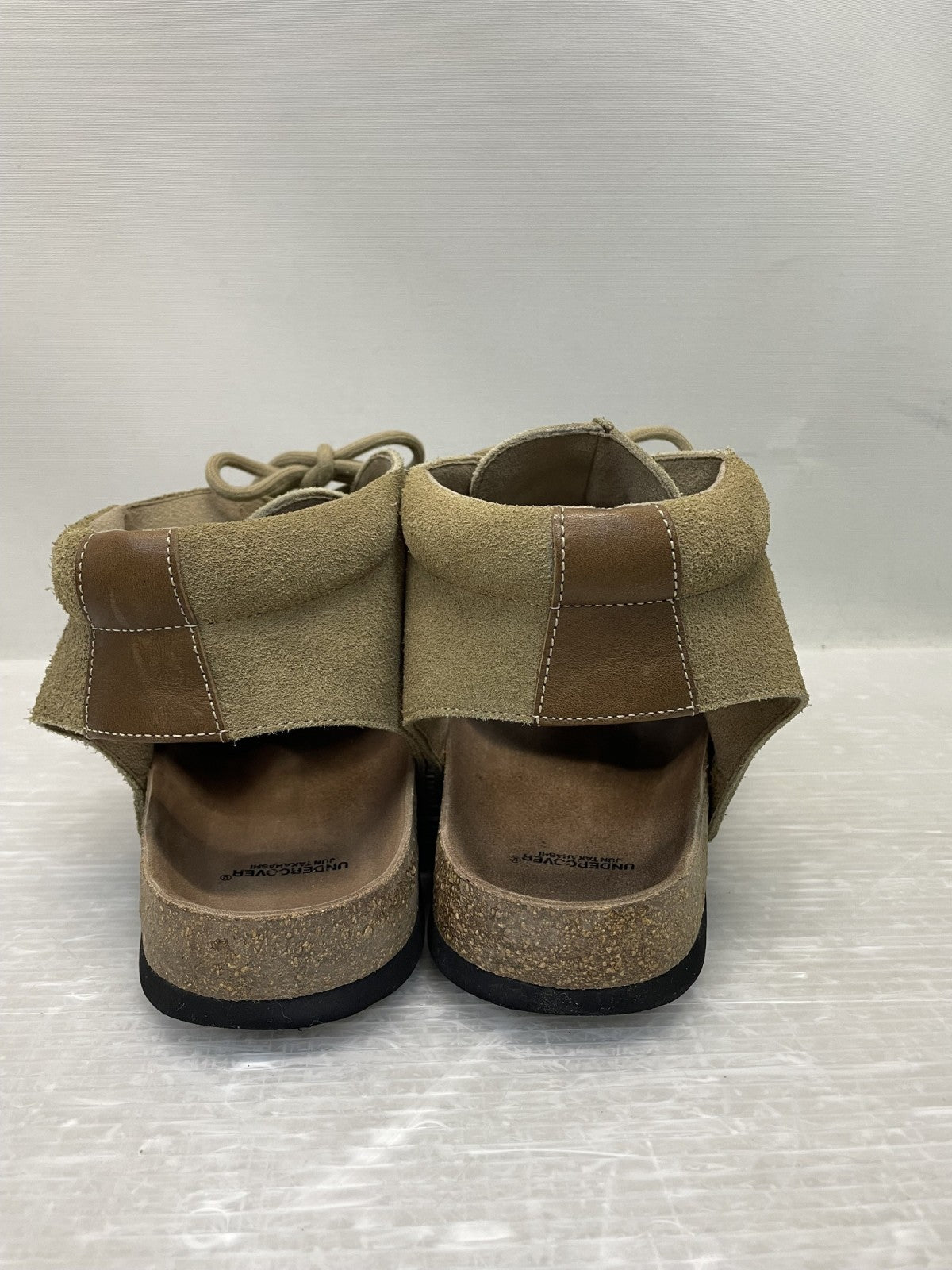 シューズ UC1A4F03