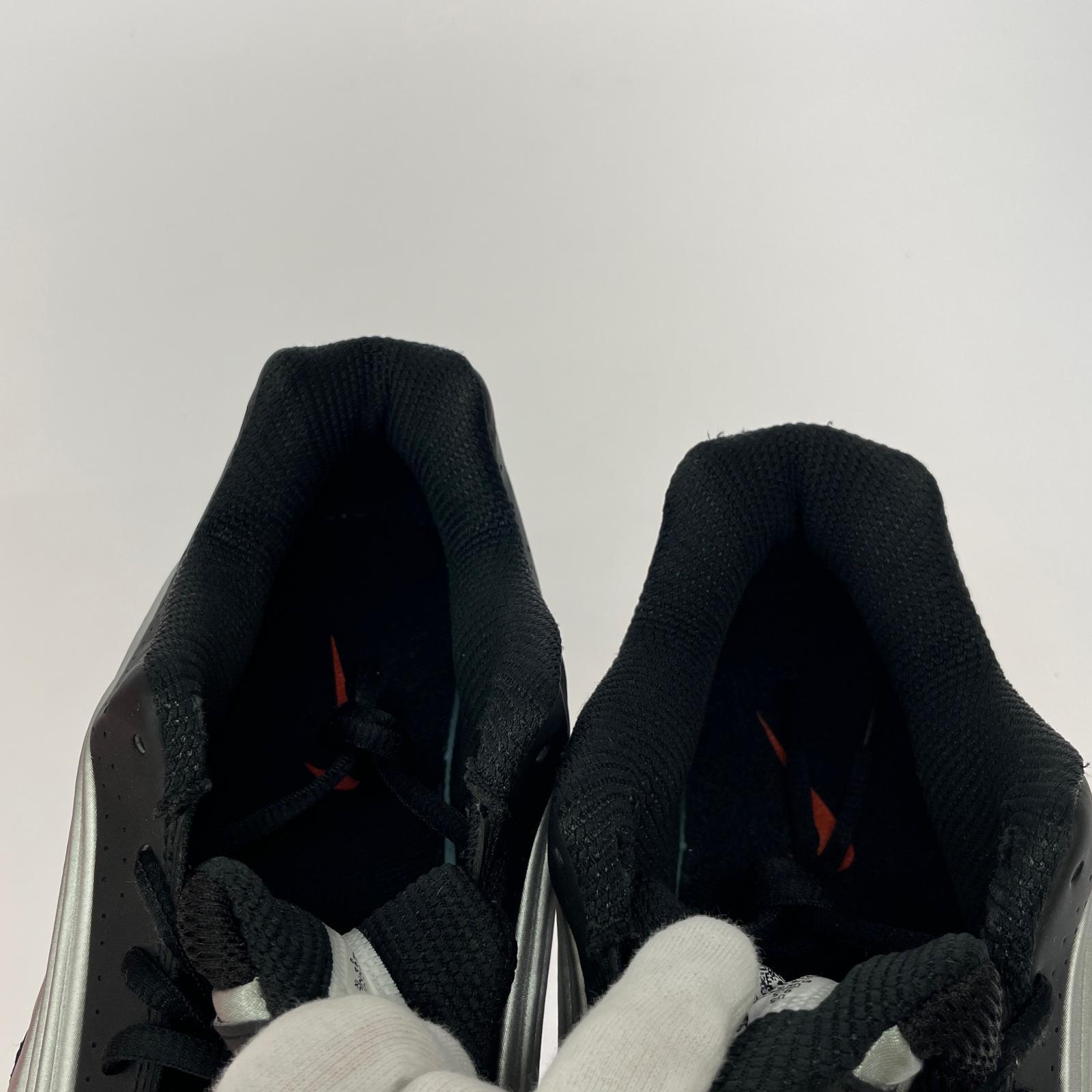 スニーカー Shox R4 Black Metallic Silver 27.5cm 27.5cm (US9 1/2 UK9 EU45) シルバー