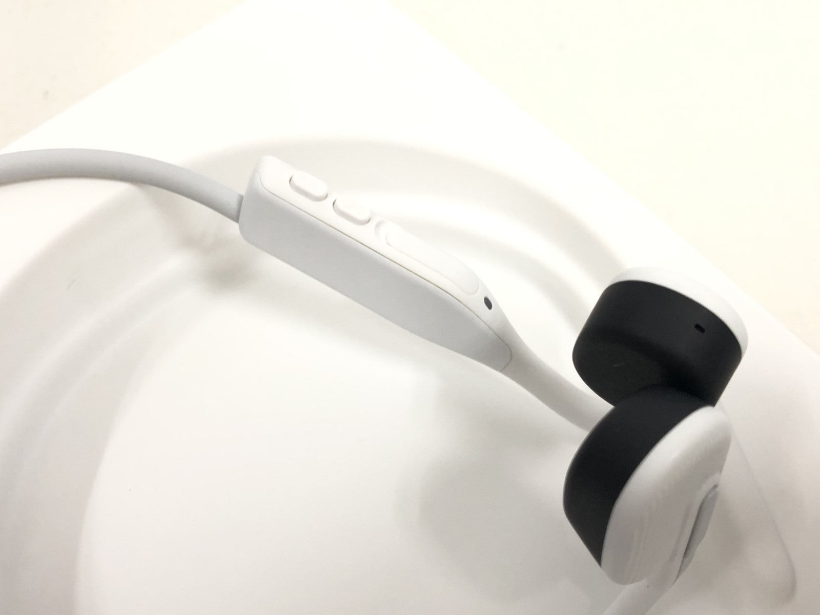 SHOKZ OPEN MOVE S661 骨伝導イヤホン - オーディオ機器