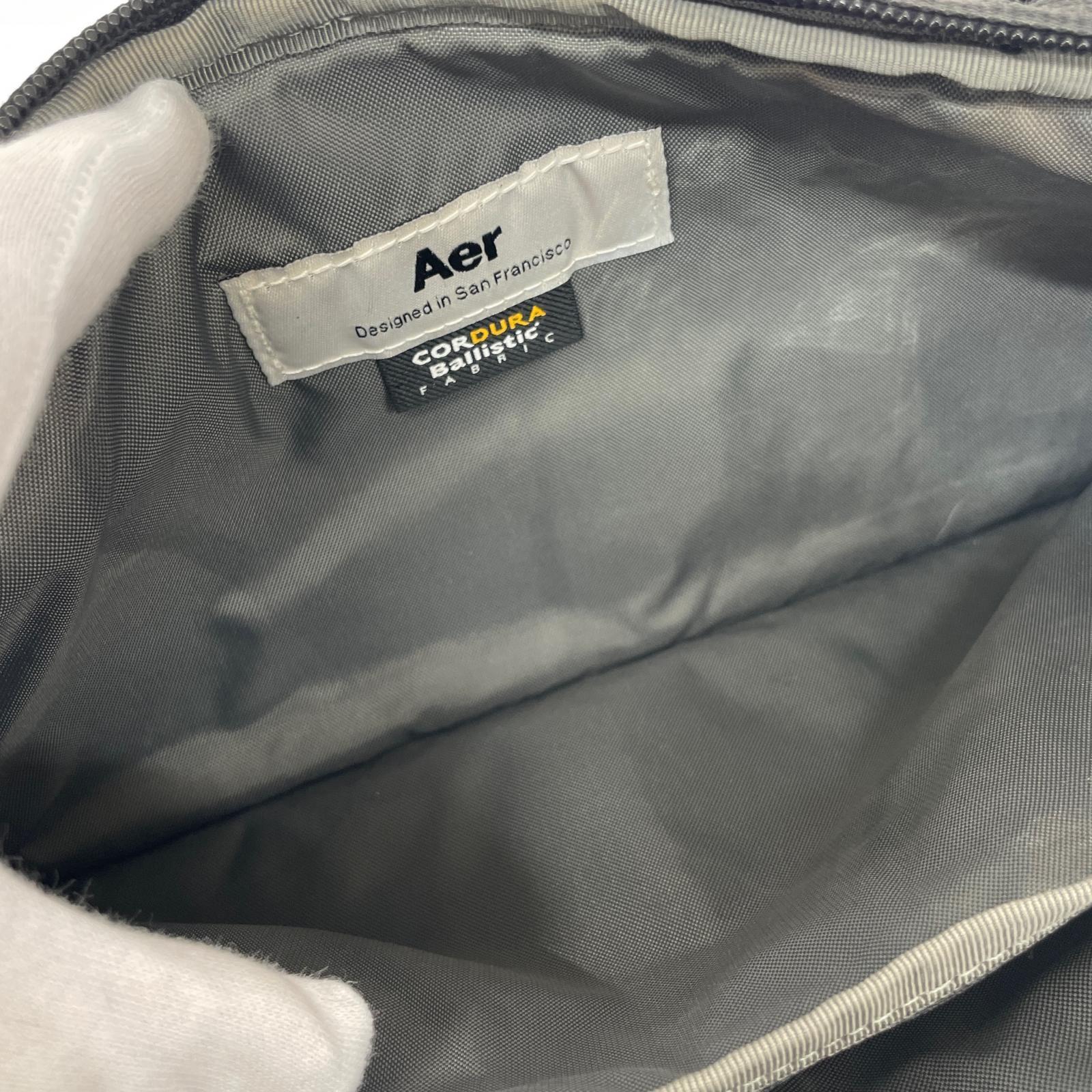 ボディバッグ AER ブラック