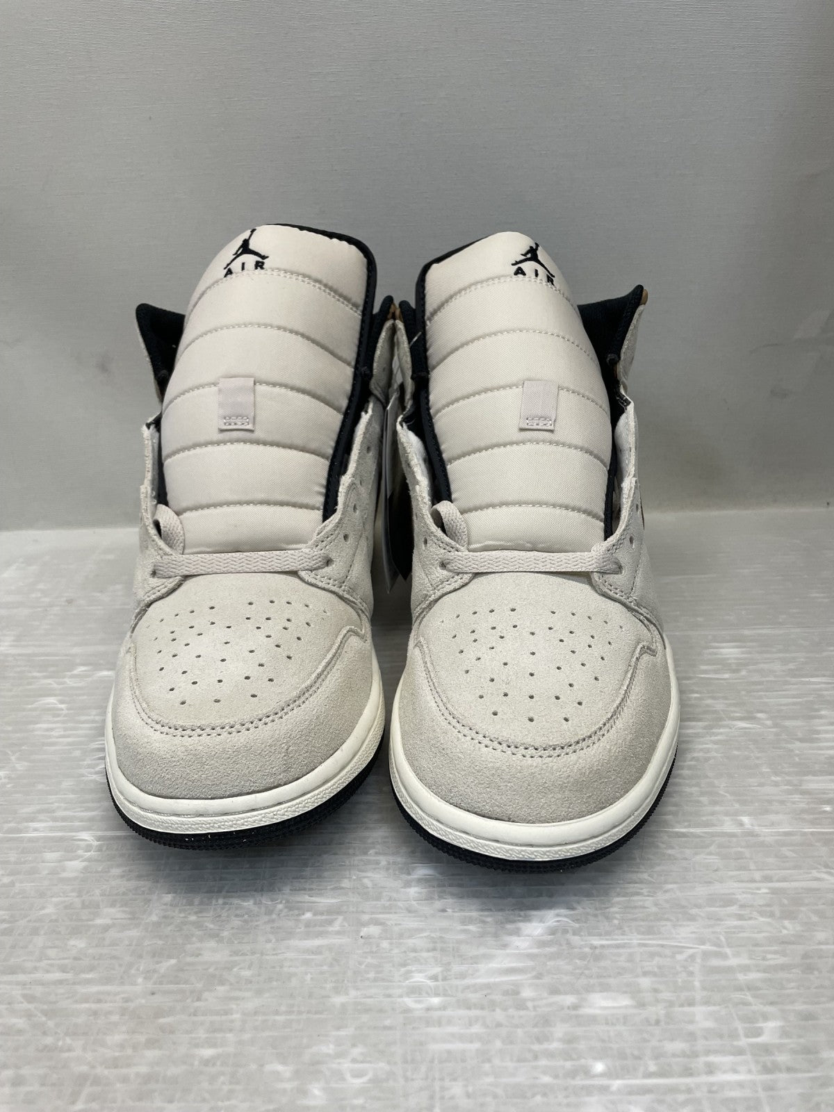スニーカー NIKE AIR JORDAN 1 MID LIGHT ALEWOOD BROWN