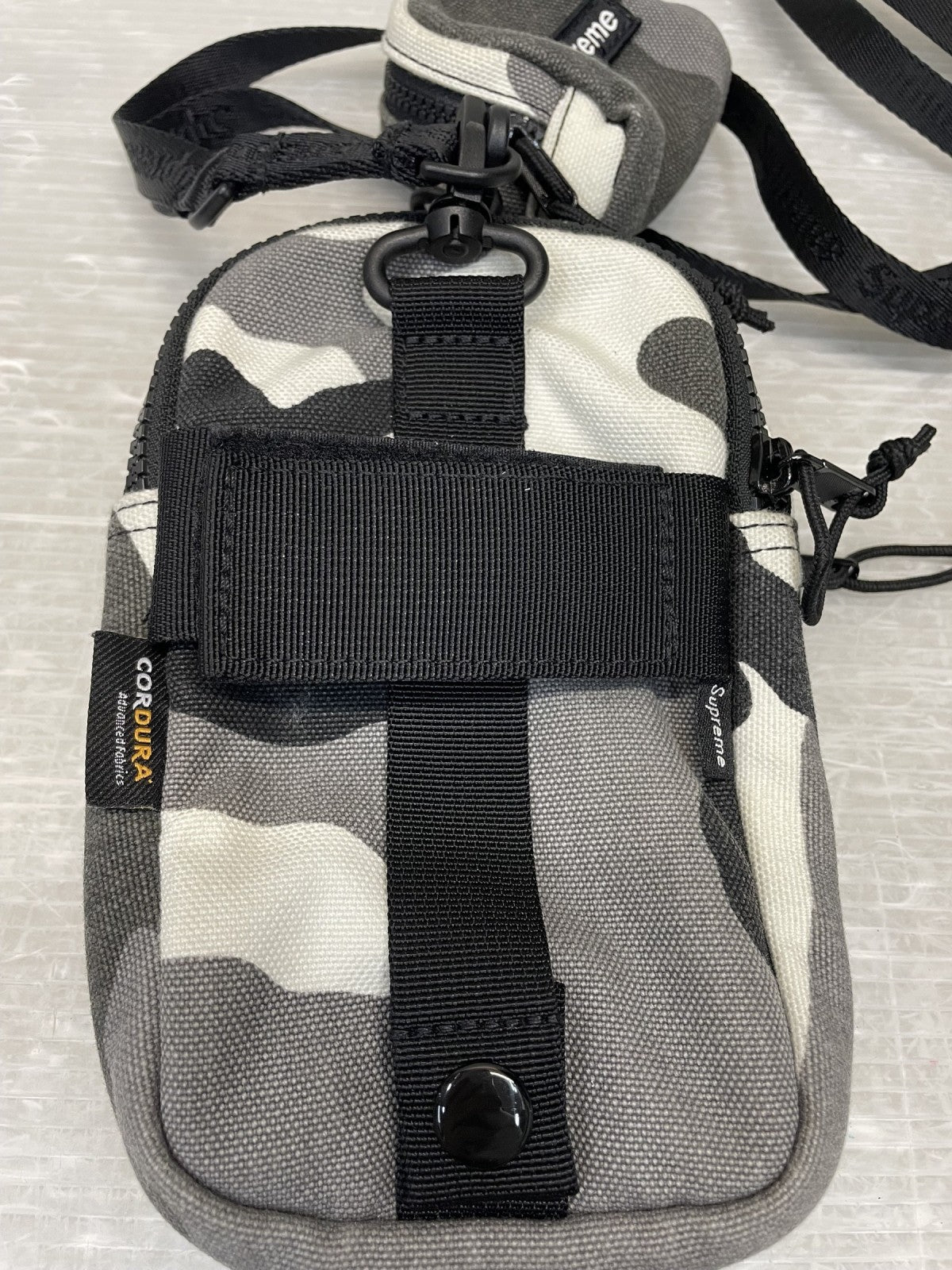 ショルダーバッグ ポーチ欠品
