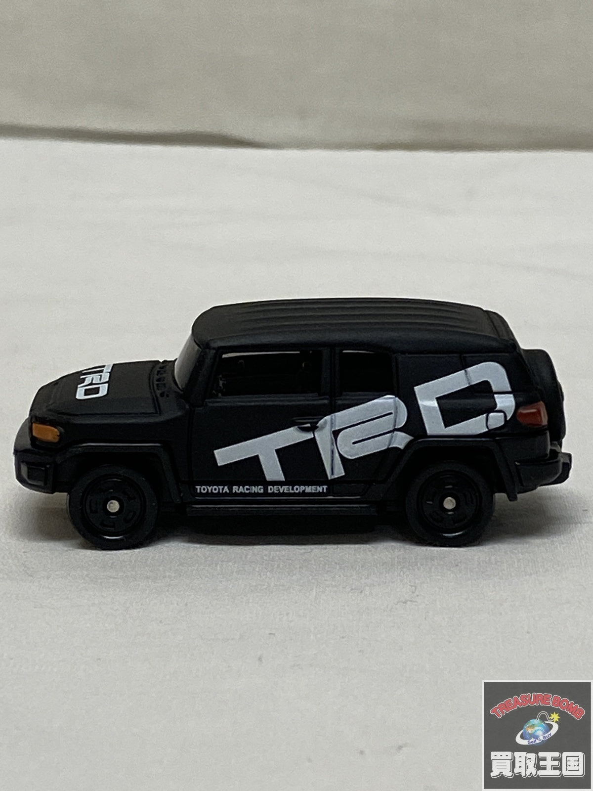 トミカ トヨタFJクル-ザ- TRD仕様 トミカ