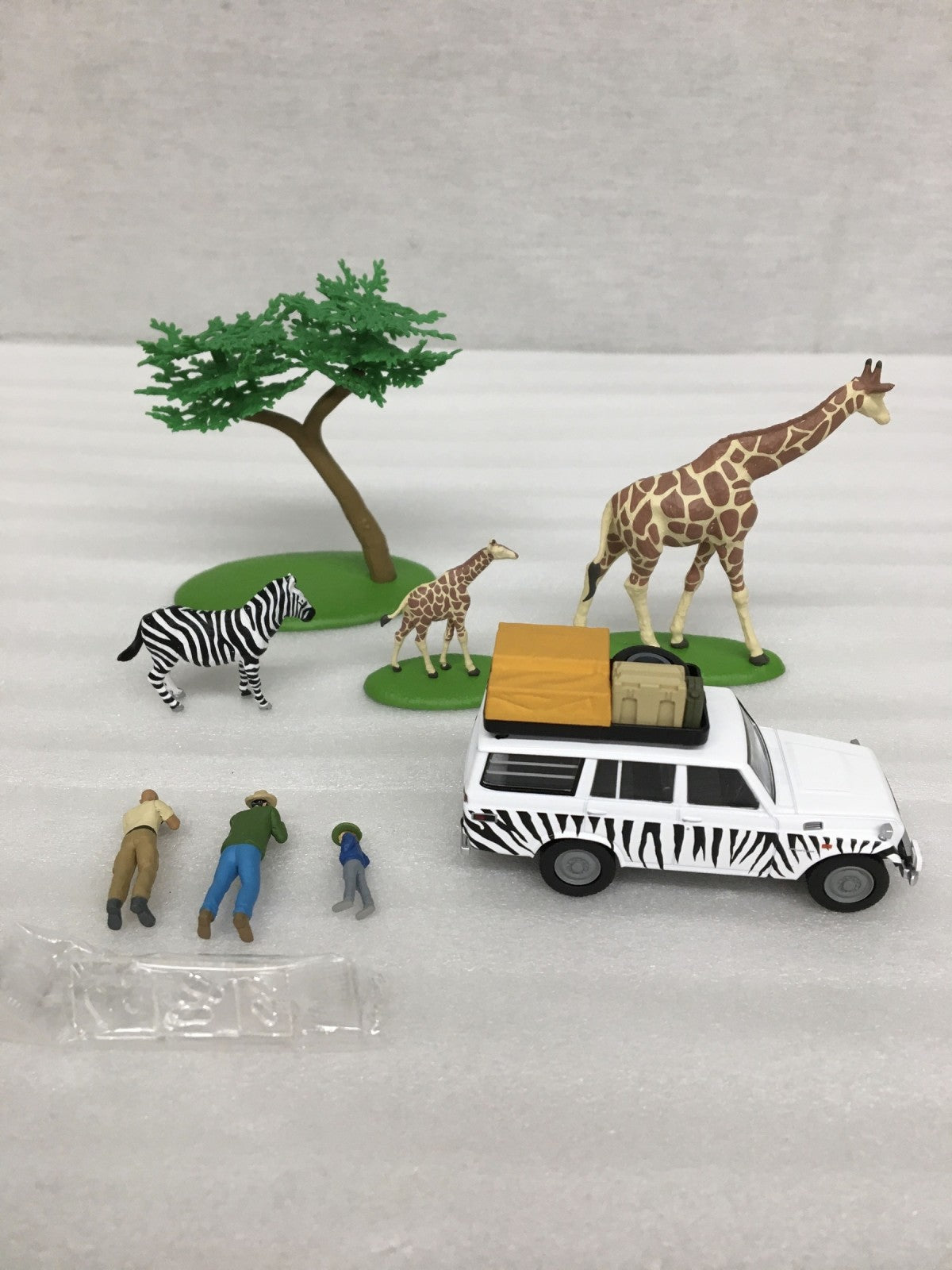 SAFARI トミカ