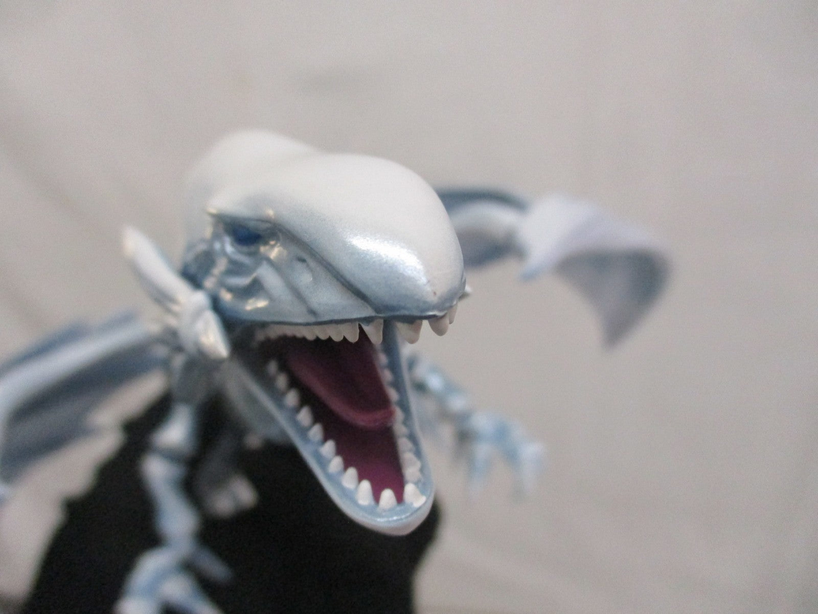 S.H.MonsterArts 青眼の白龍 フィギュア/グッズ