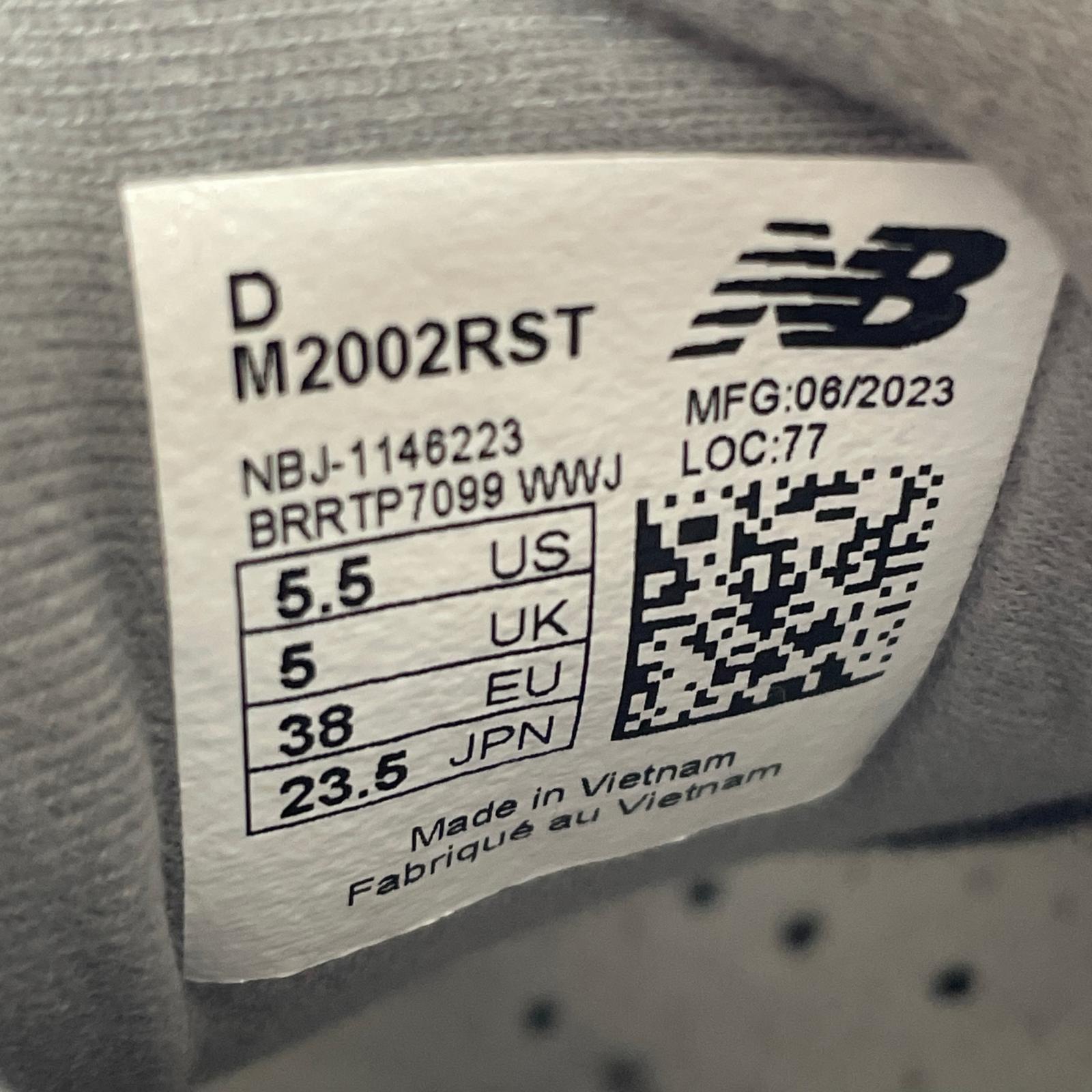 スニーカー NB M2002RST 23.5cm 23.5cm (US5 1/2 UK5 EU37) グレー