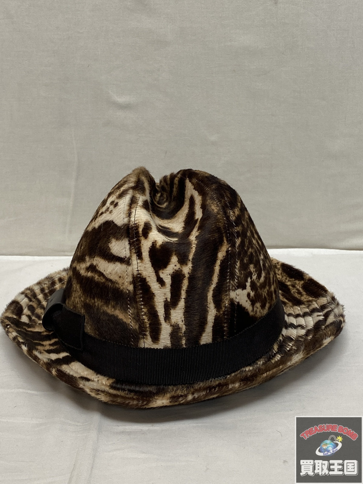 GUCCI レオパード柄ハット