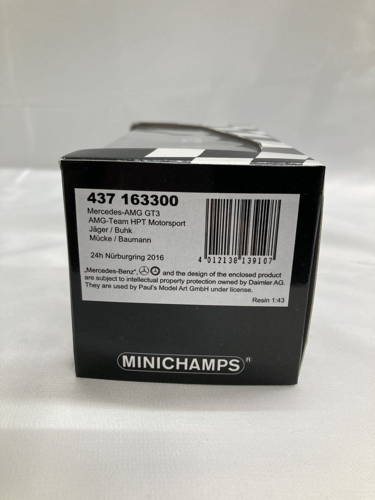 MINICHAMPS AMG GT3 30 スケールカー