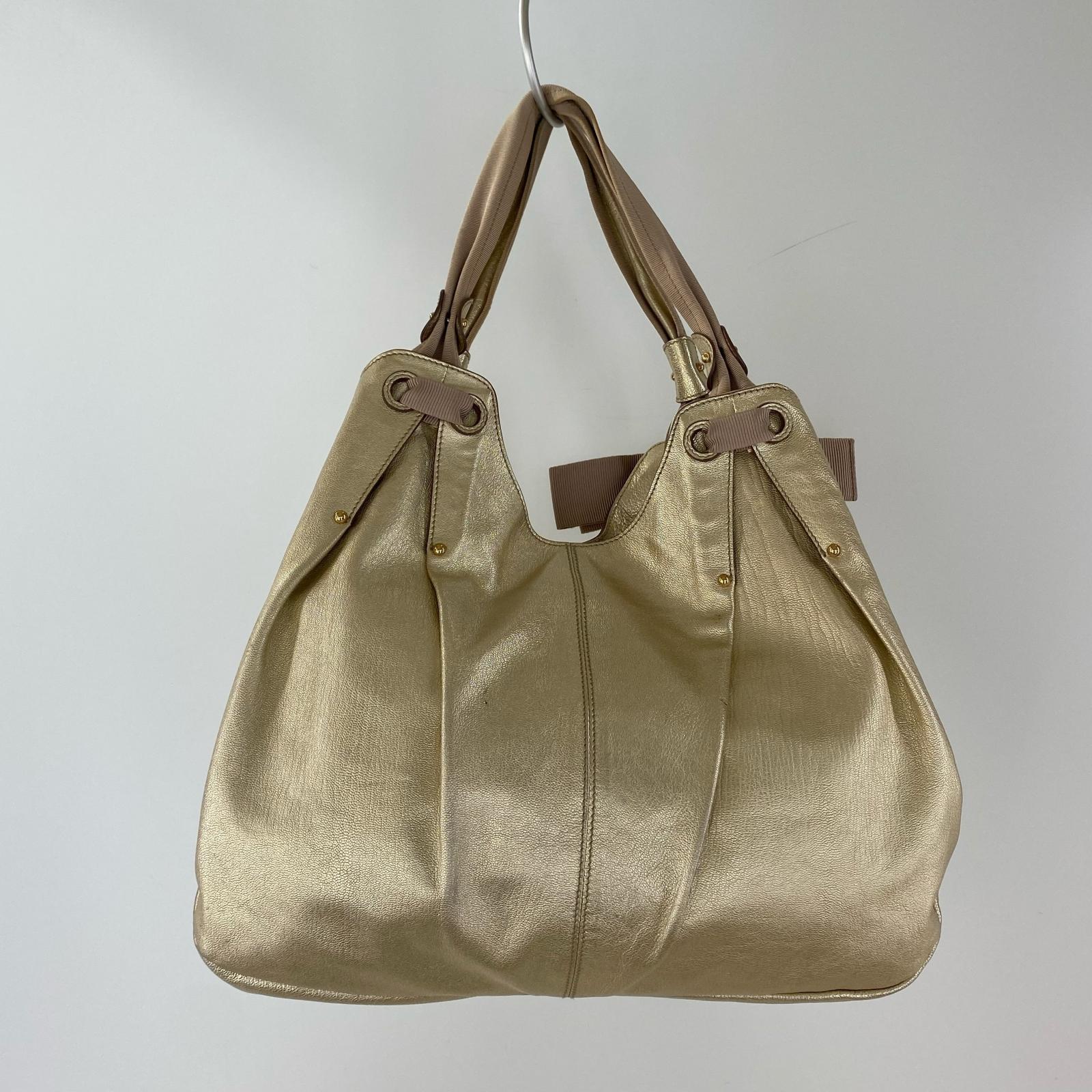 S.ferragano ヴァラ トートバッグ ゴールド
