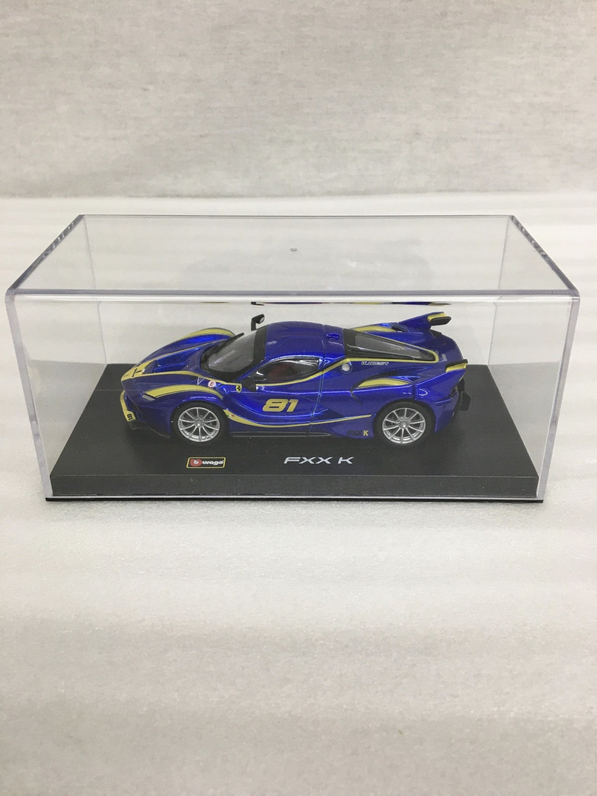 トミカプレゼンツ ブラーゴ FXX K スケールカー