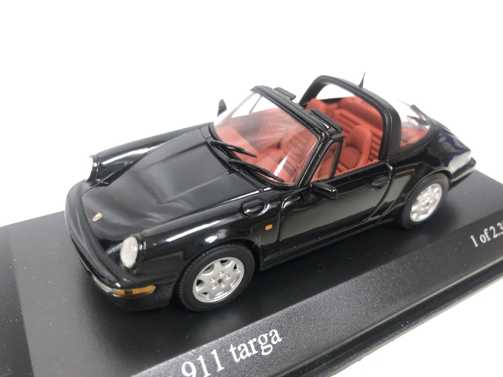 1/43 MINI CHAMPS Porsche 911 Targa 1990 スケールカー