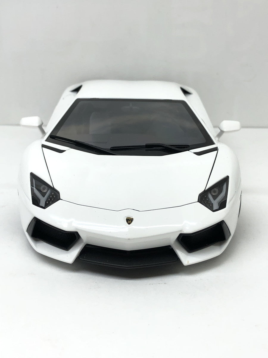 AUTOart 1/18 ランボルギーニ アヴェンタドール LP700-4 スケールカー