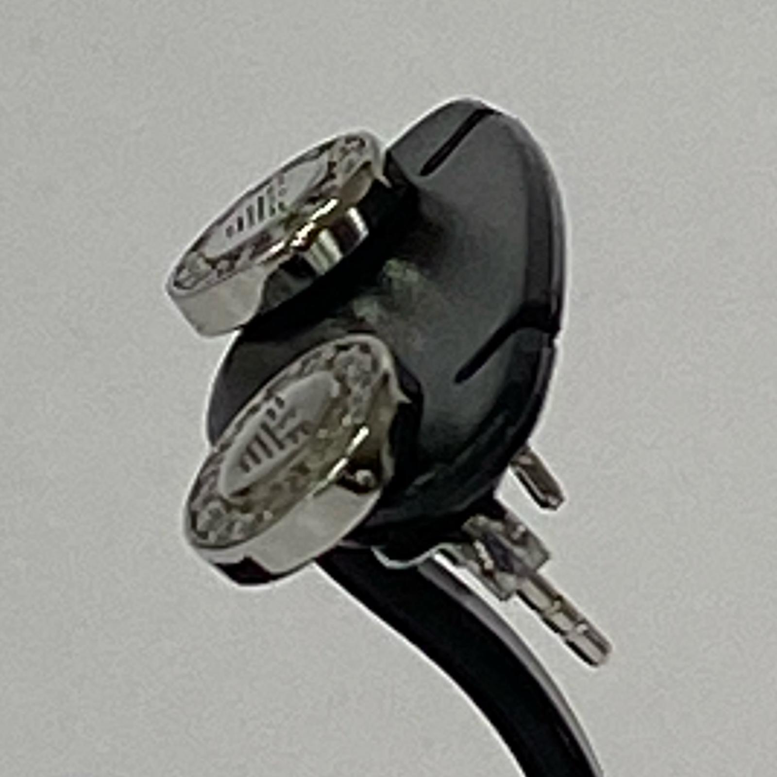 その他アクセサリー ロゴピアス 2個セット シルバー