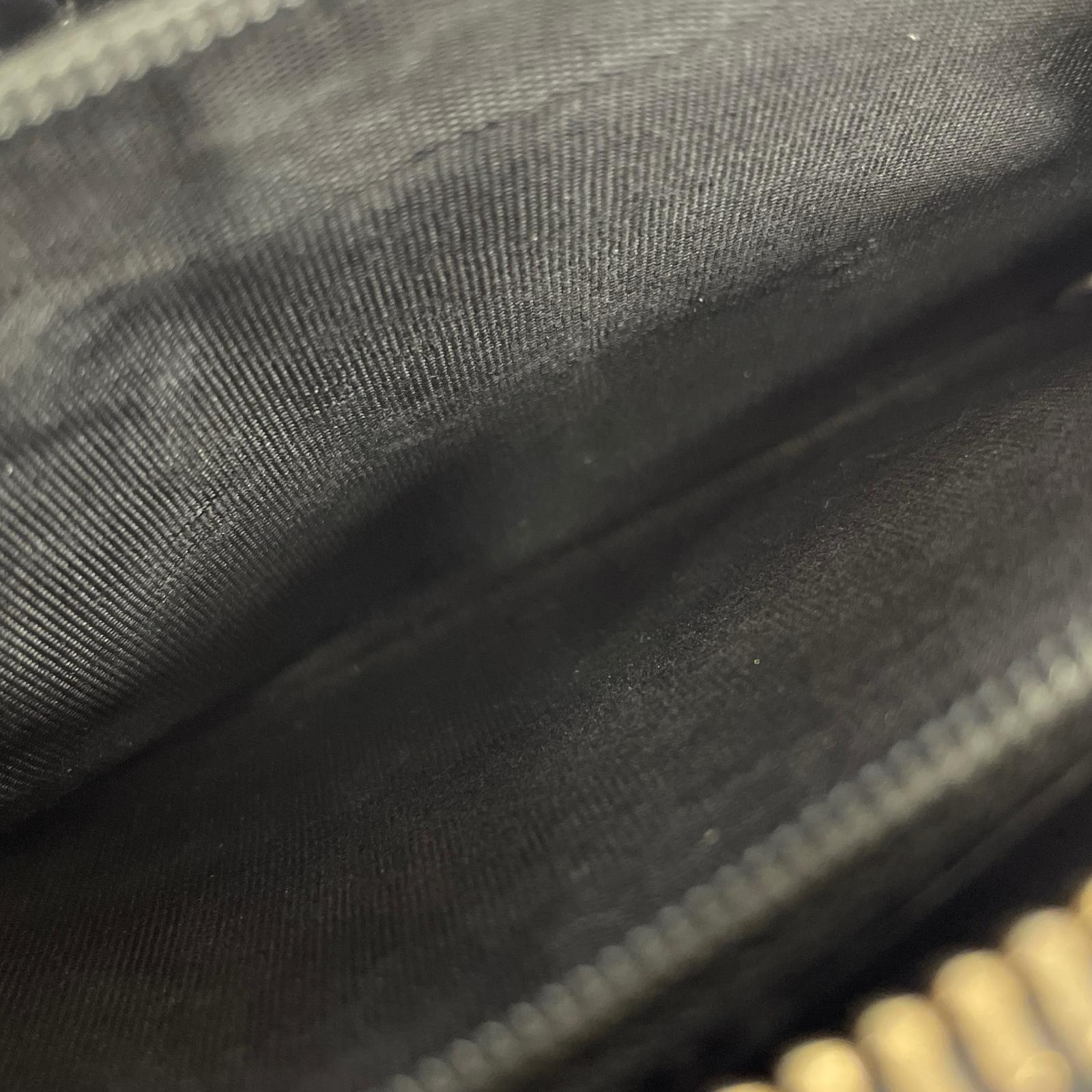 GUCCI 388680 ラウンドファスナー長財布