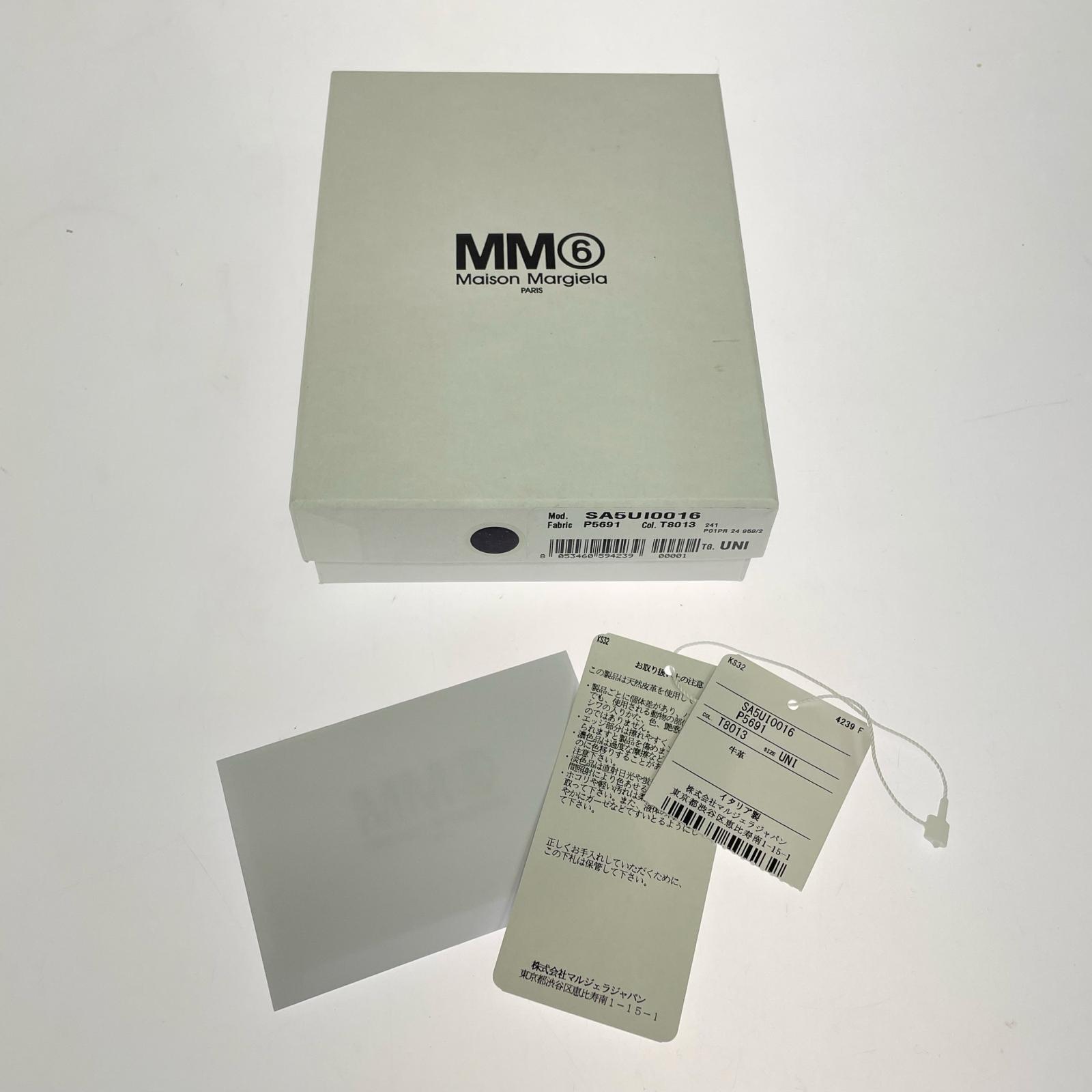 コンパクトウォレット Numeric レザーカードケース ブラック