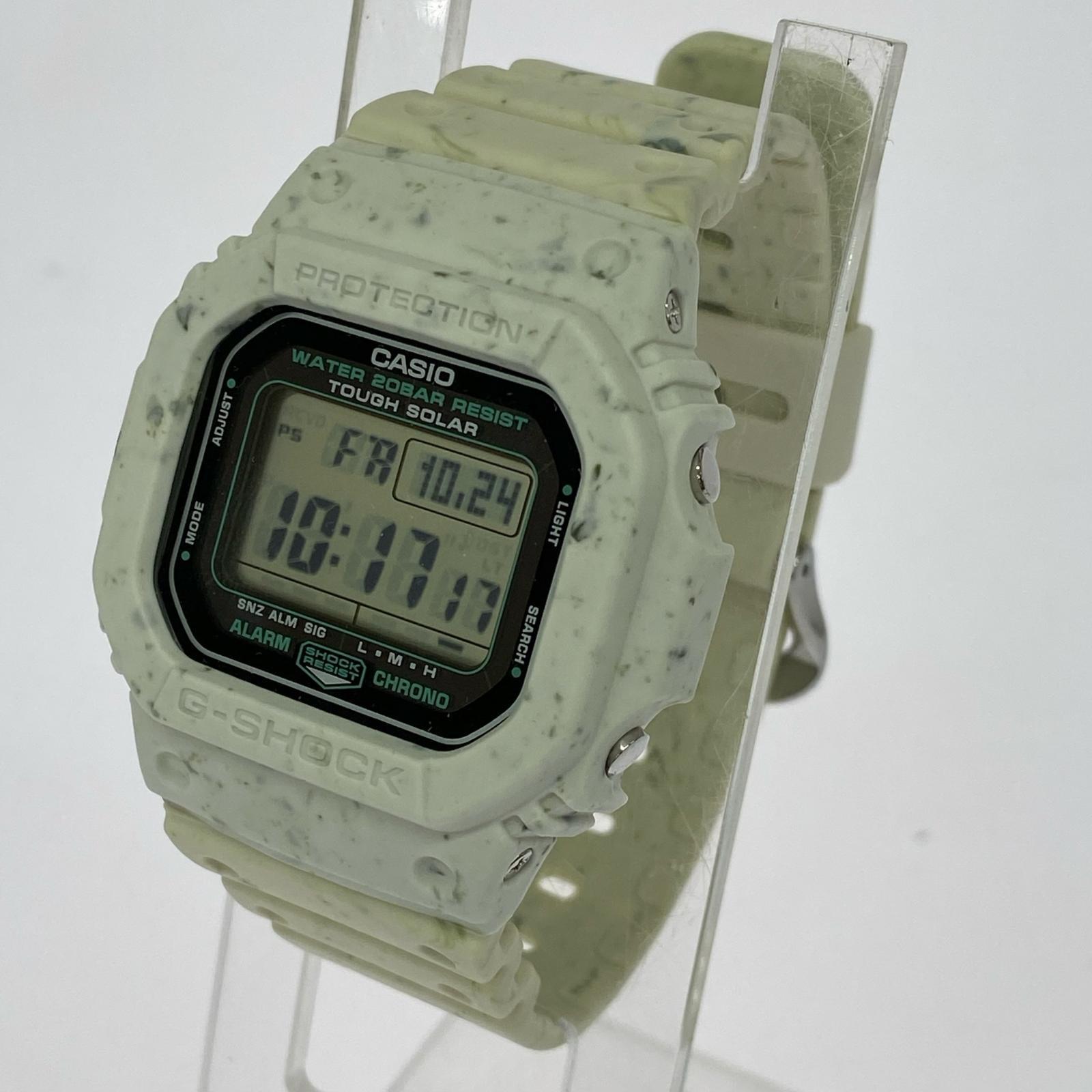 腕時計 g-5600bg グレー