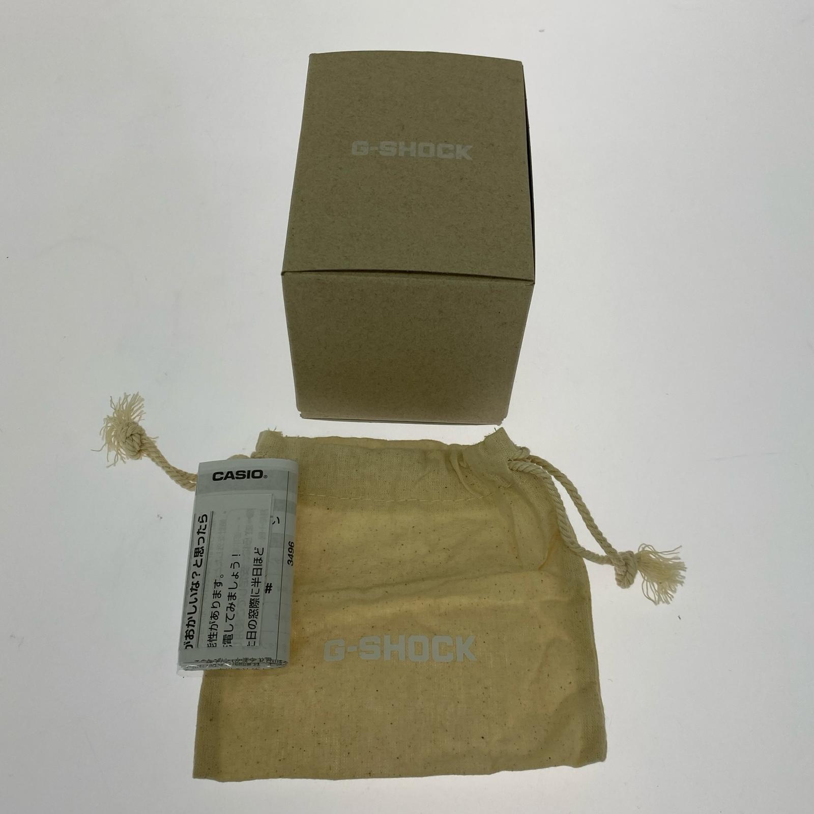 腕時計 g-5600bg グレー