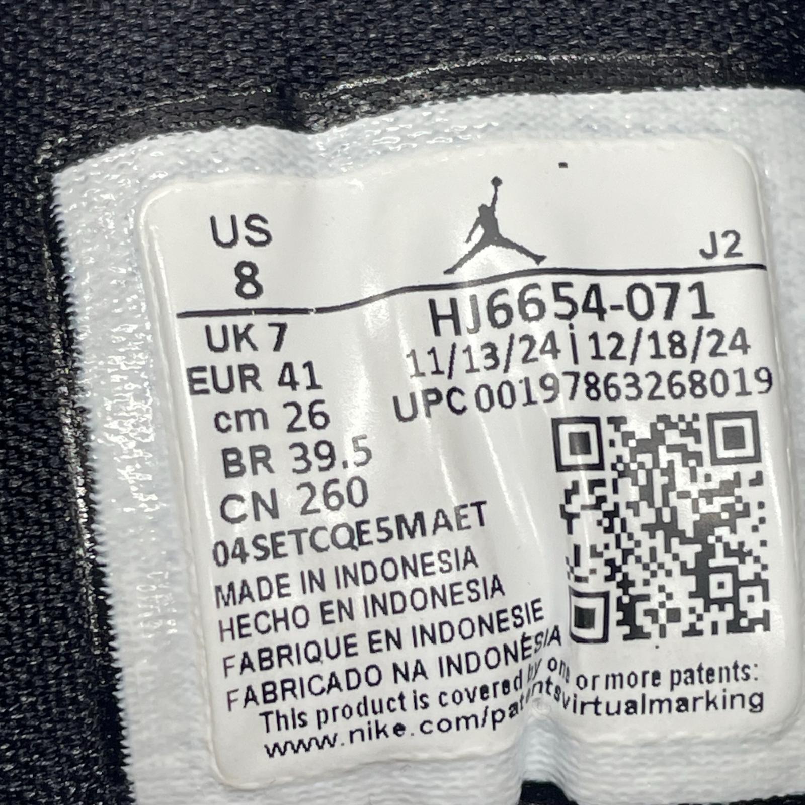 スニーカー AIR JORDAN1MID SE 26cm (US8 UK7 1/2 EU42)