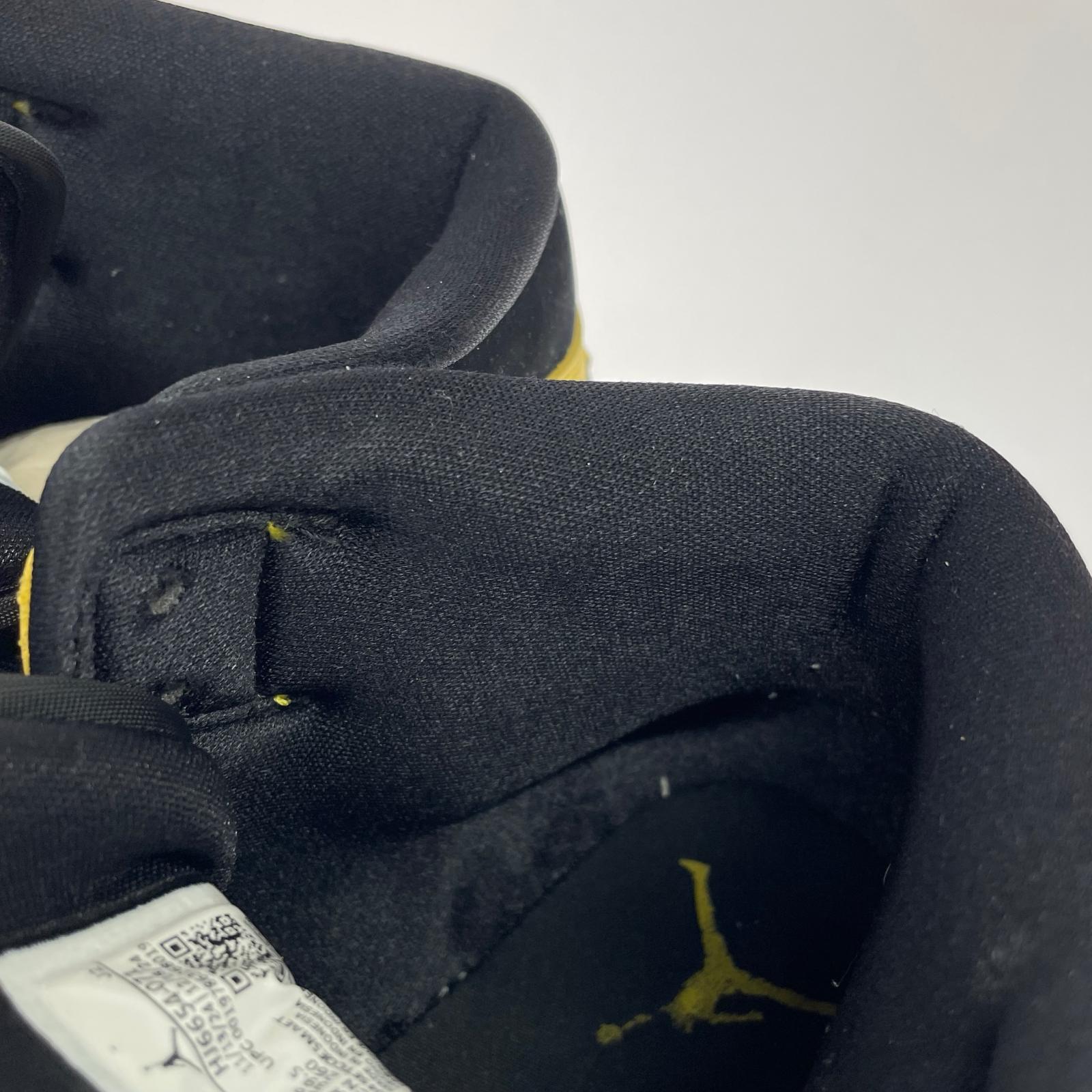 スニーカー AIR JORDAN1MID SE 26cm (US8 UK7 1/2 EU42)