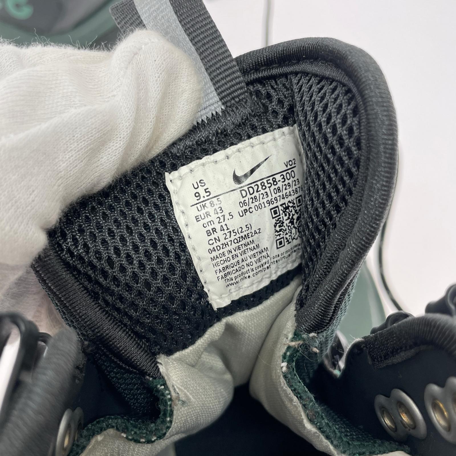 スニーカー NIKE ACG Air Zoom Gaiadome GORE-TEX Vintage Green DD2858-300 (27.5) 27.5cm (US9 1/2 UK9 EU45) グリーン