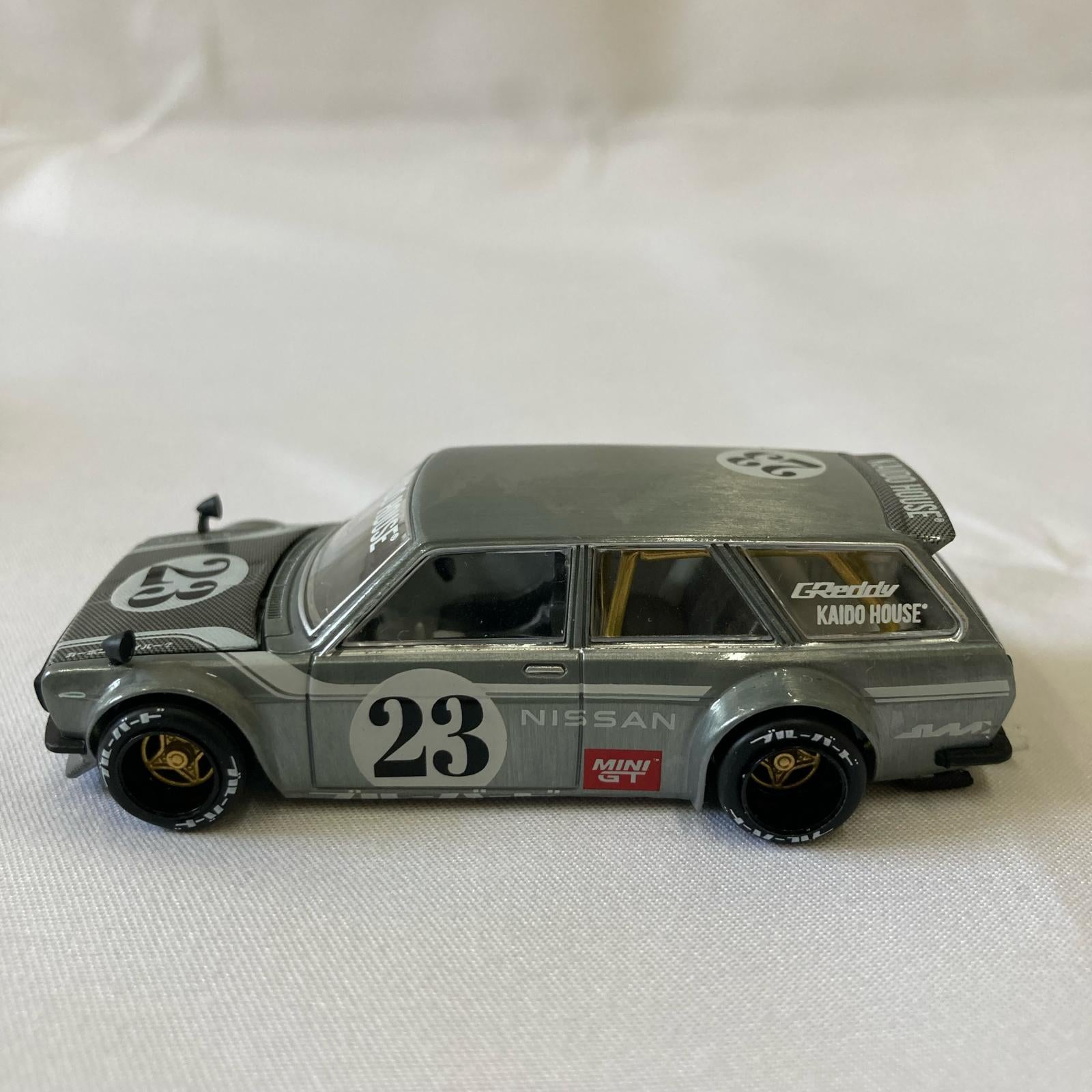 MINI GT KAIDO 街道 ダットサン 510 ワゴン チェイス ミニカーその他