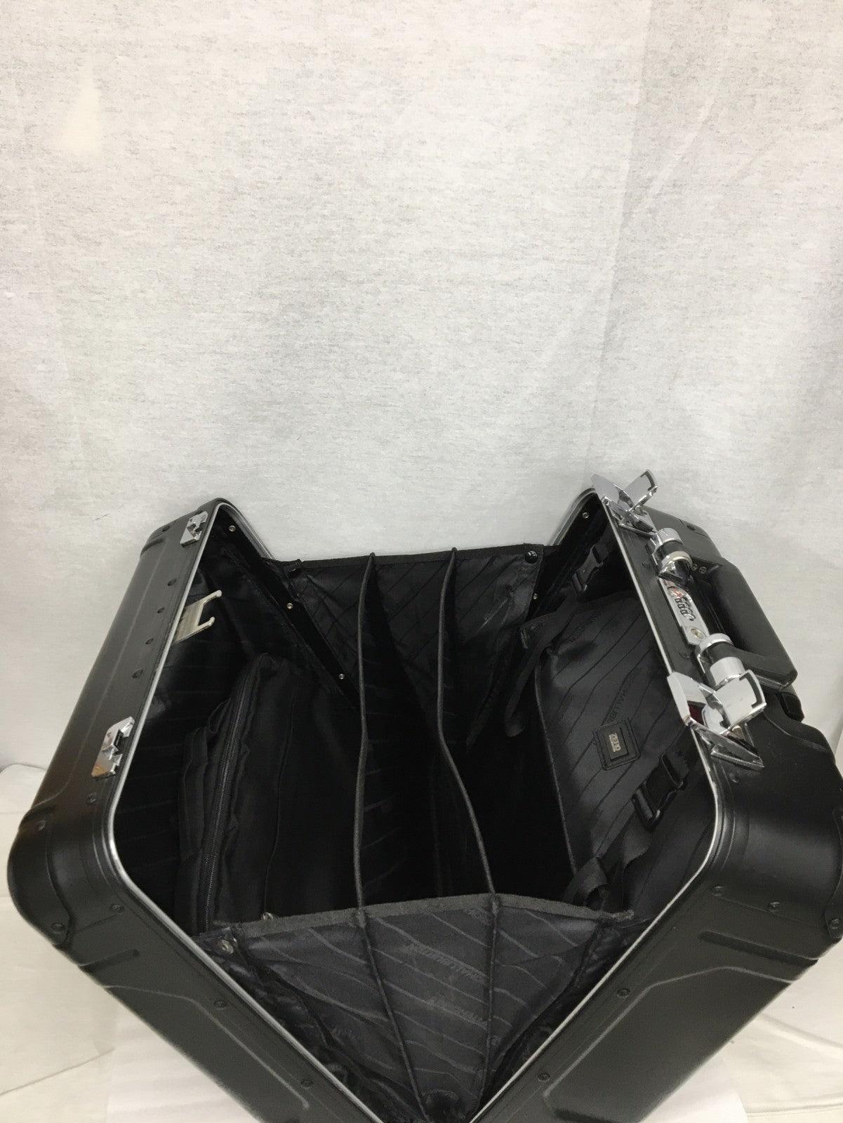 その他バッグ ゼロハリバートン Geo Aluminum 3.0 Two Wheel 29L
