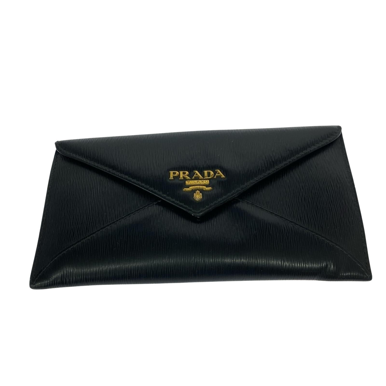PRADA エンベロープ ロングウォレット