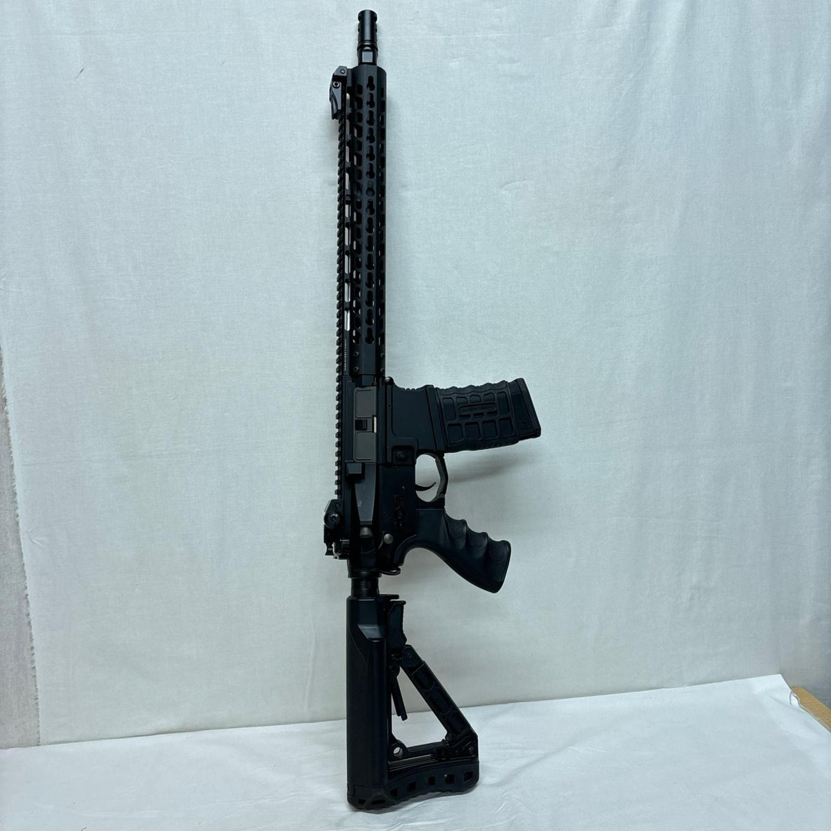 G&G GC16 WILD HOG G&G ARMAMENT ガン