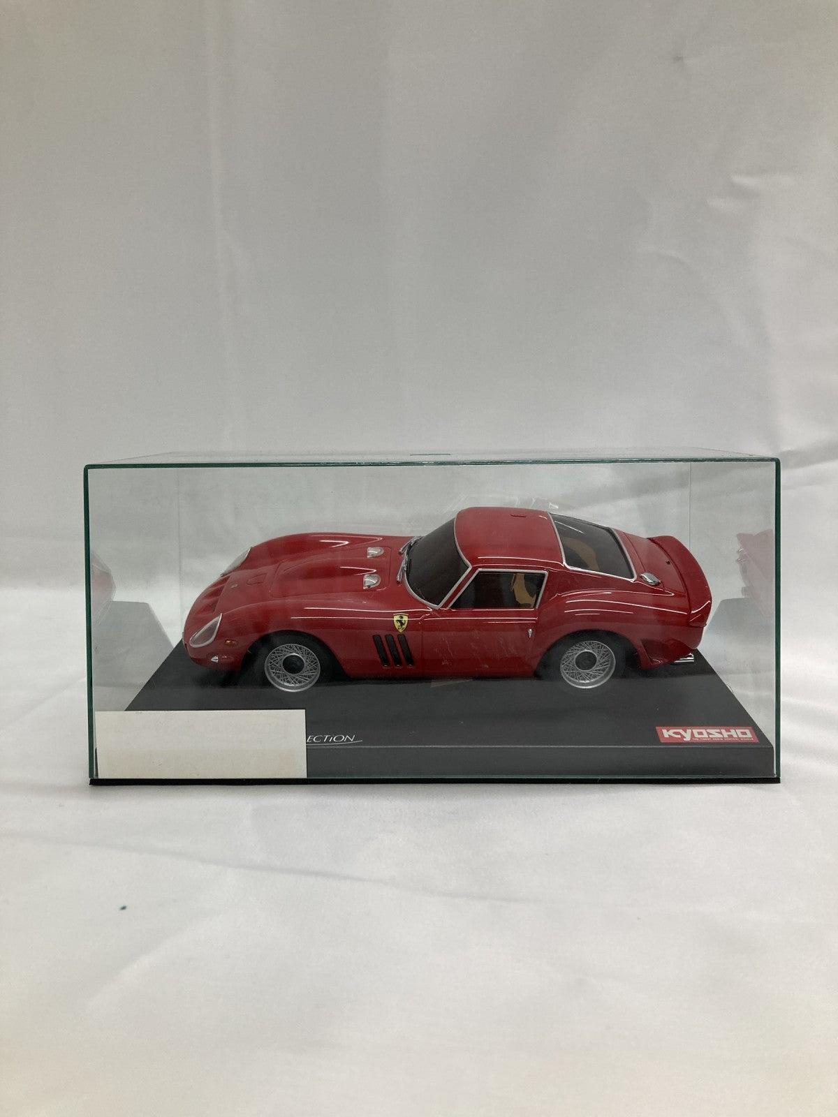 京商 ミニッツ フェラーリ 250GTO ラジコン