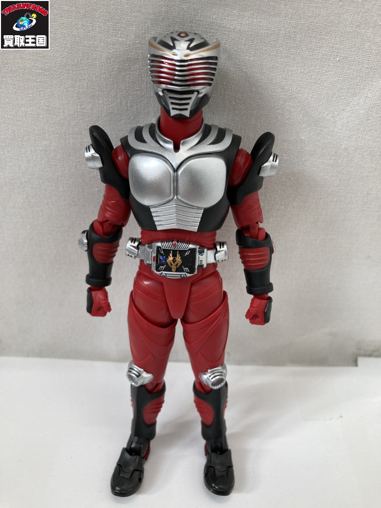 S.H.Figuarts(真骨彫製法) 仮面ライダー龍騎 フィギュア/グッズ