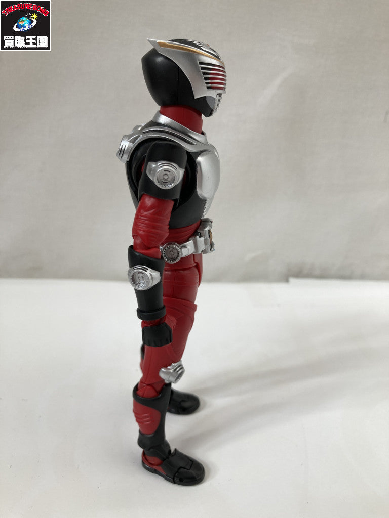 S.H.Figuarts(真骨彫製法) 仮面ライダー龍騎 フィギュア/グッズ
