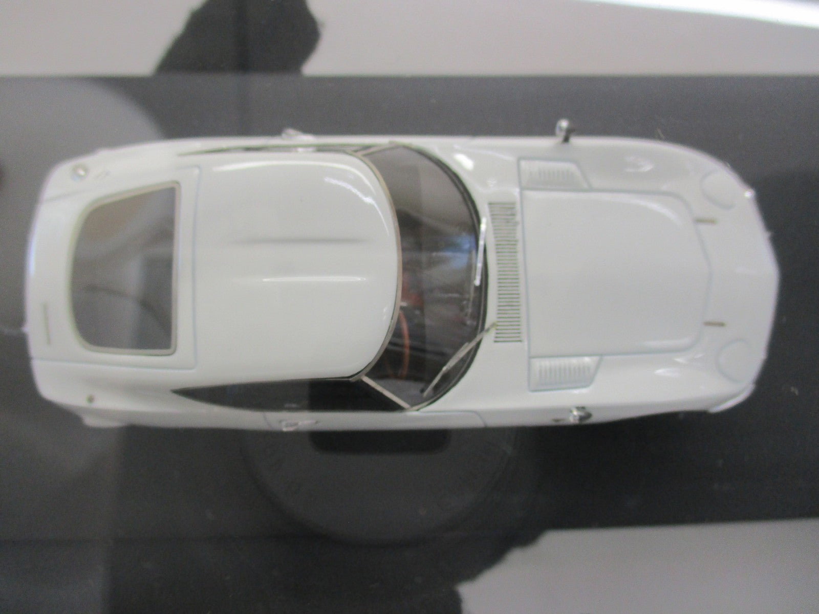 1/43 トヨタ 2000GT MF10 後期型(ホワイト) スケールカー