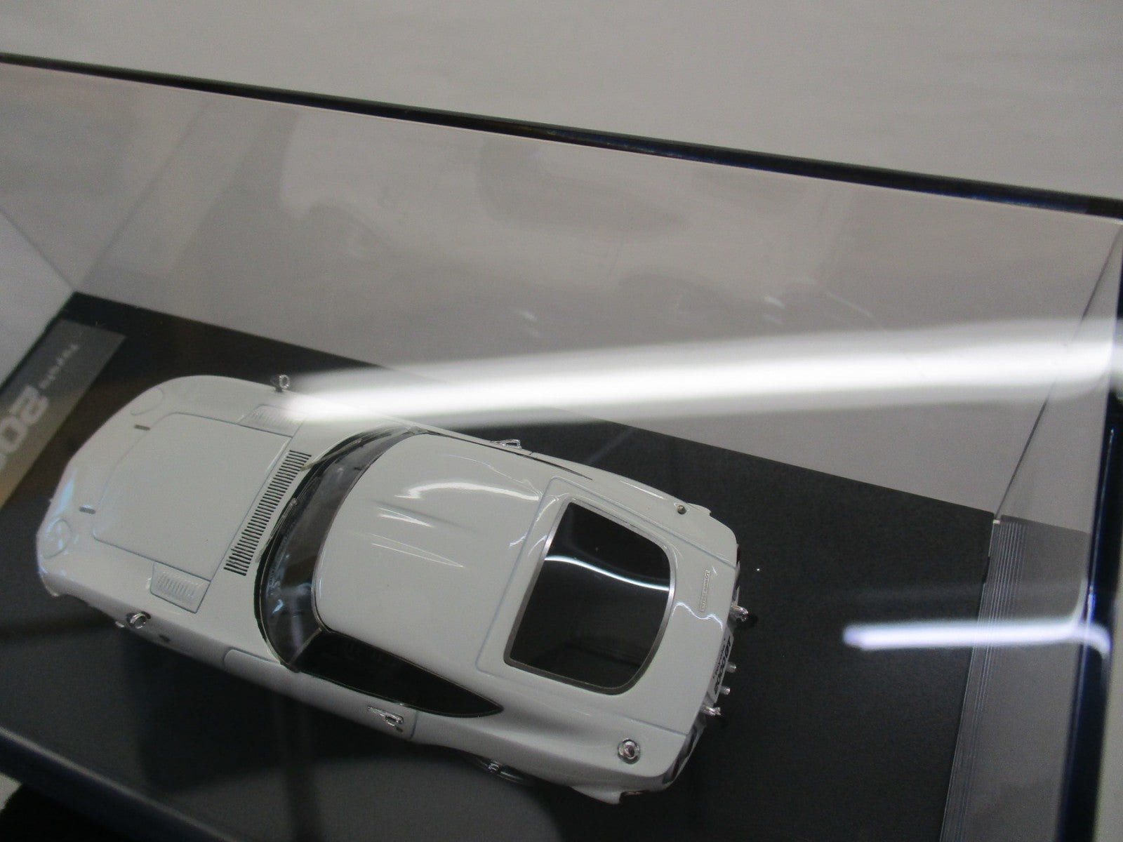 1/43 トヨタ 2000GT MF10 後期型(ホワイト) スケールカー