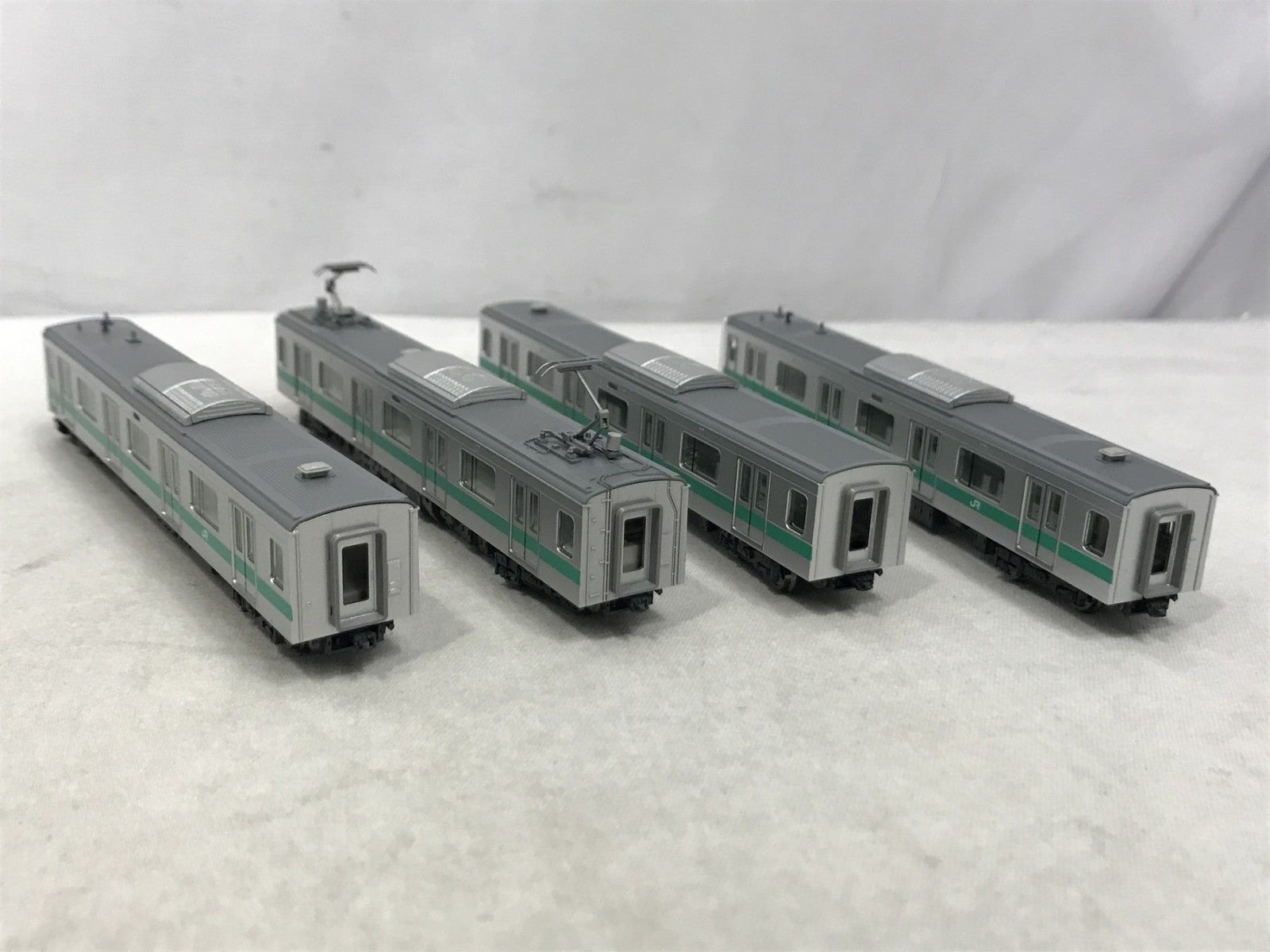 TOMIX JR E233 2000系 通勤電車 基本・増結セット 鉄道模型車両