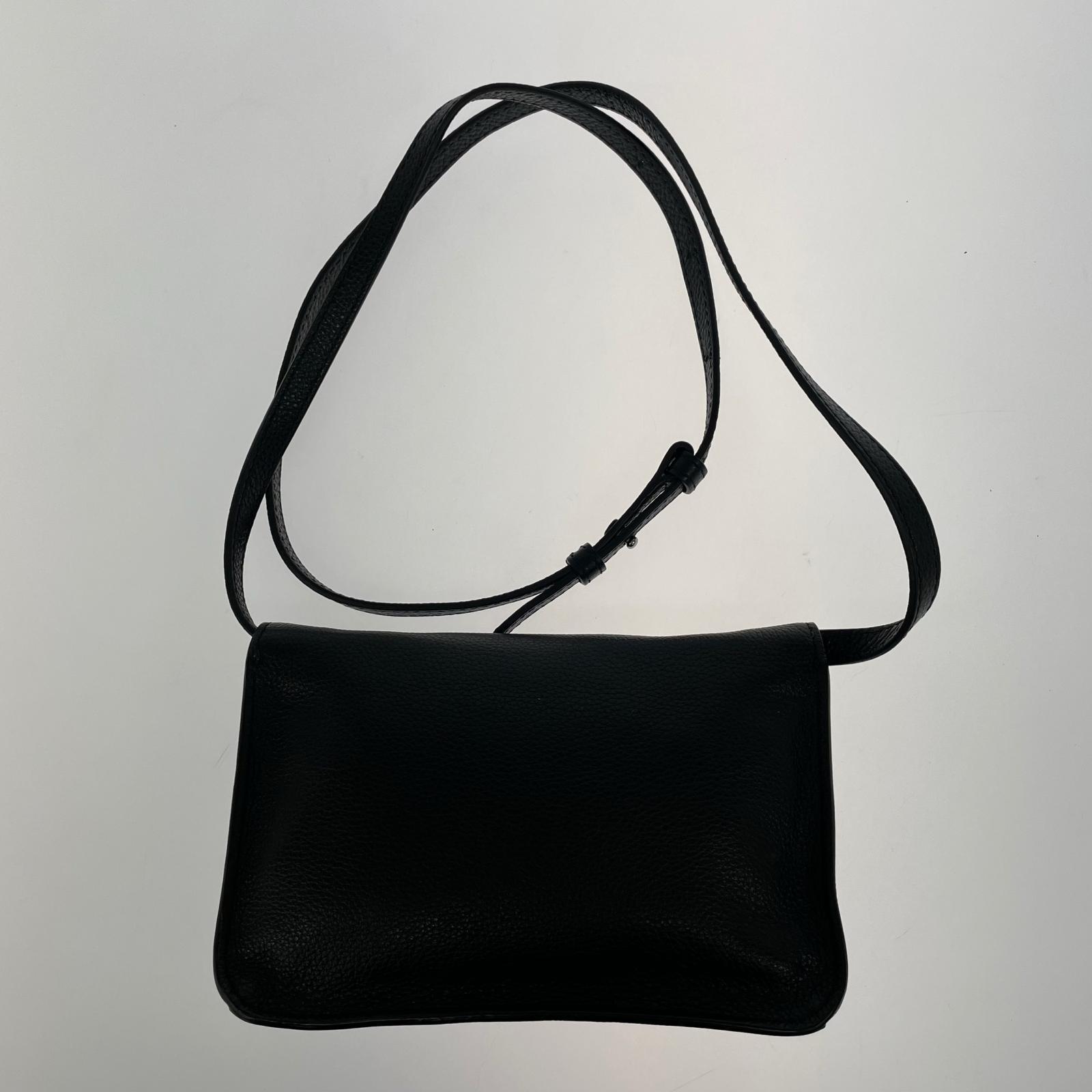 ショルダーバッグ MARNI メンディングショルダーバッグ ブラック