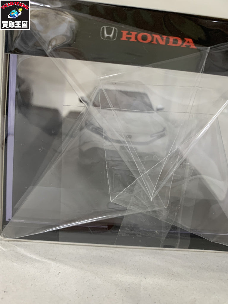 HONDA Prelude ムーンリットホワイト・パール スケールカー