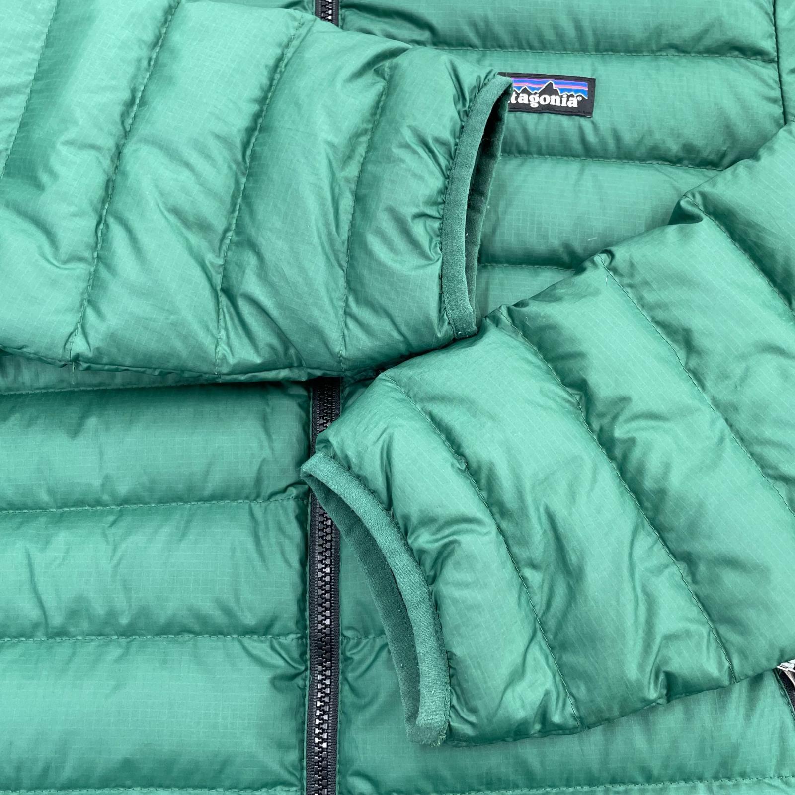 ダウンジャケット patagonia ダウンセーター 84674FA14 緑 (S) S
