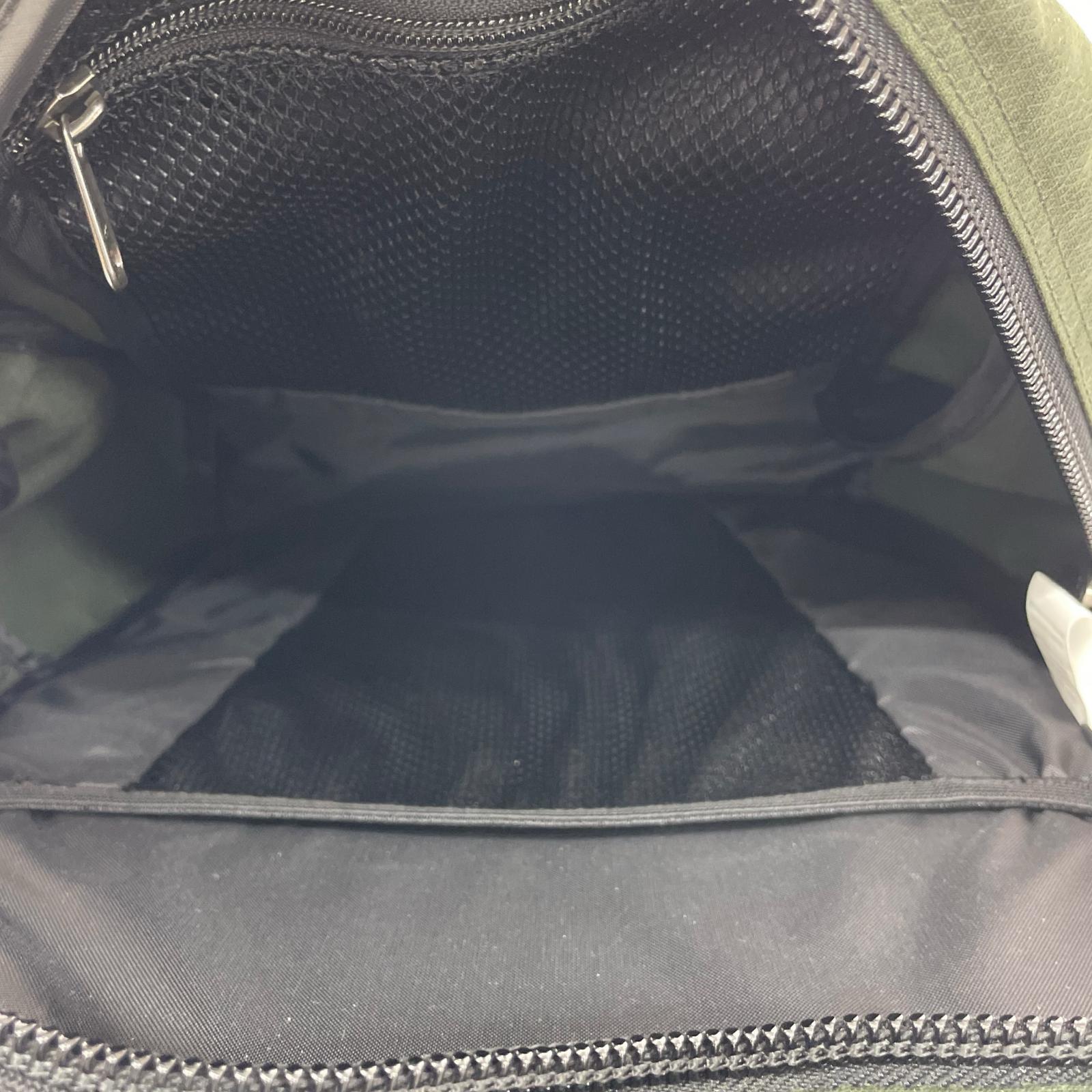 リュック・デイパック macpac カーキ 20.5L カーキ